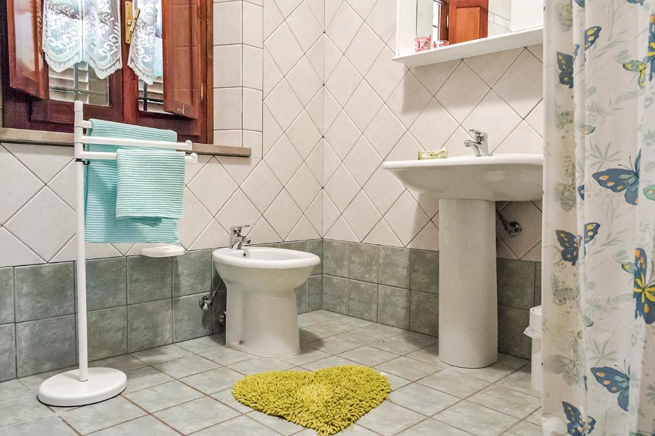 La Casanuova Villa Lajatico Buitenkant foto