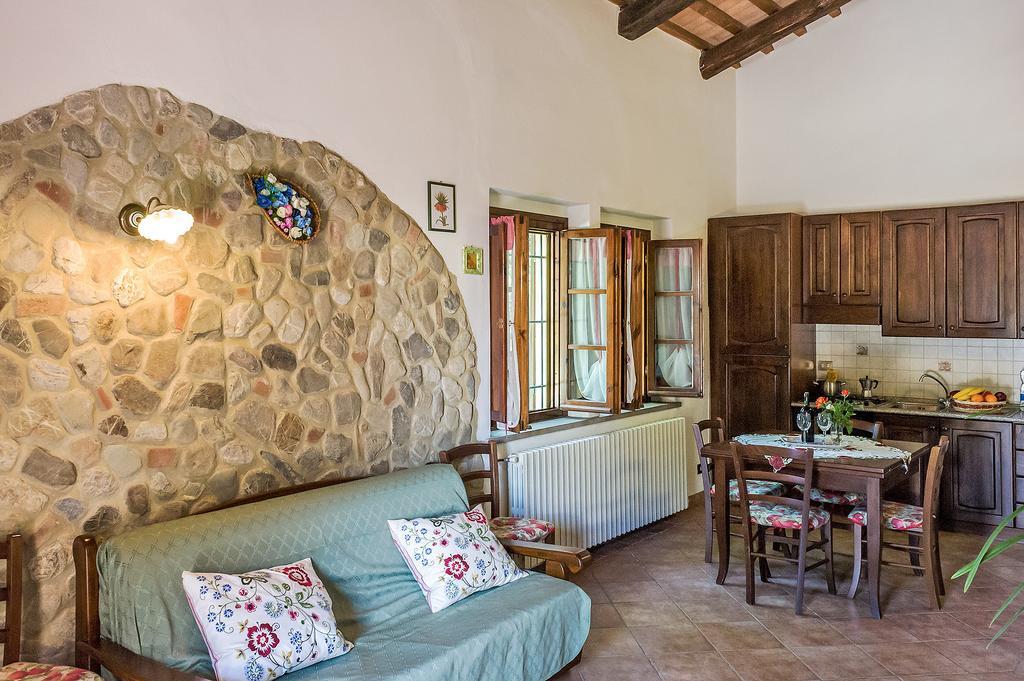 La Casanuova Villa Lajatico Kamer foto