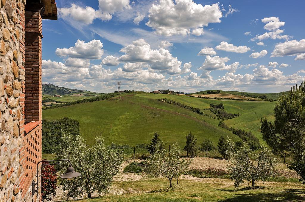 La Casanuova Villa Lajatico Buitenkant foto