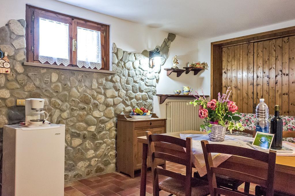 La Casanuova Villa Lajatico Kamer foto