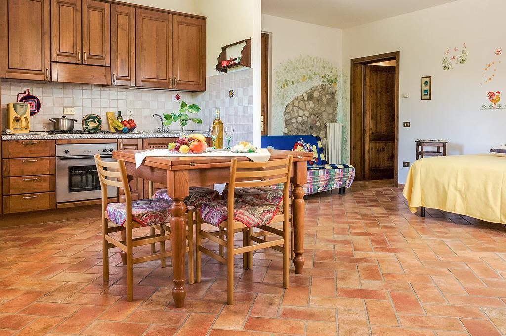 La Casanuova Villa Lajatico Kamer foto